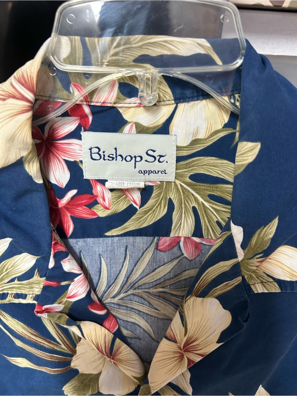 Bishop St Navy Floral Short-Sleeve Button-Down Hawaiian Shirt